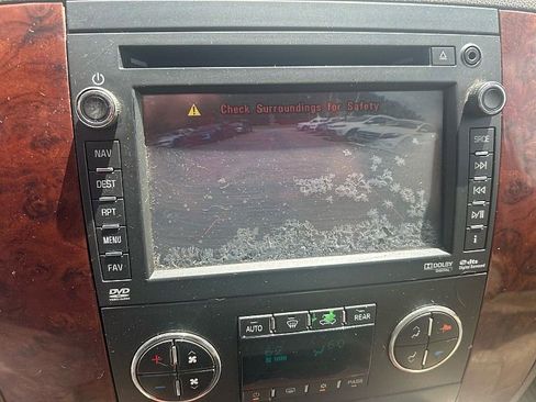 Used 2012 Chevrolet Tahoe LTZ image 32