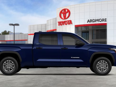 New 2026 Toyota Tundra SR5 AWD/4WD image 30