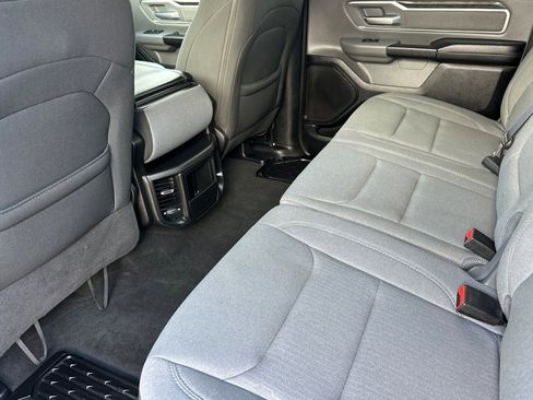 Used 2020 RAM 1500 Big Horn AWD/4WD image 12