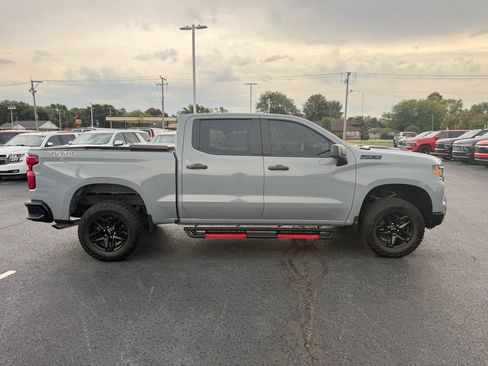 Used 2024 Chevrolet Silverado 1500 Custom Trail Boss w/ LPO, Dark Essentials Package image 6