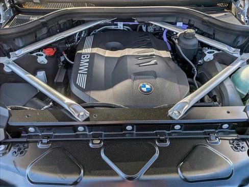 New 2027 BMW X7 xDrive40i w/ M Sport Package AWD/4WD image 19