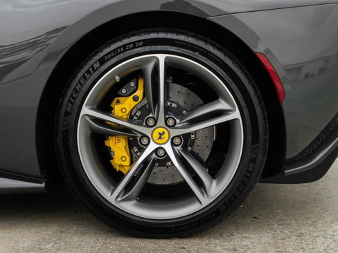 Used 2022 Ferrari 296 GTB RWD image 36