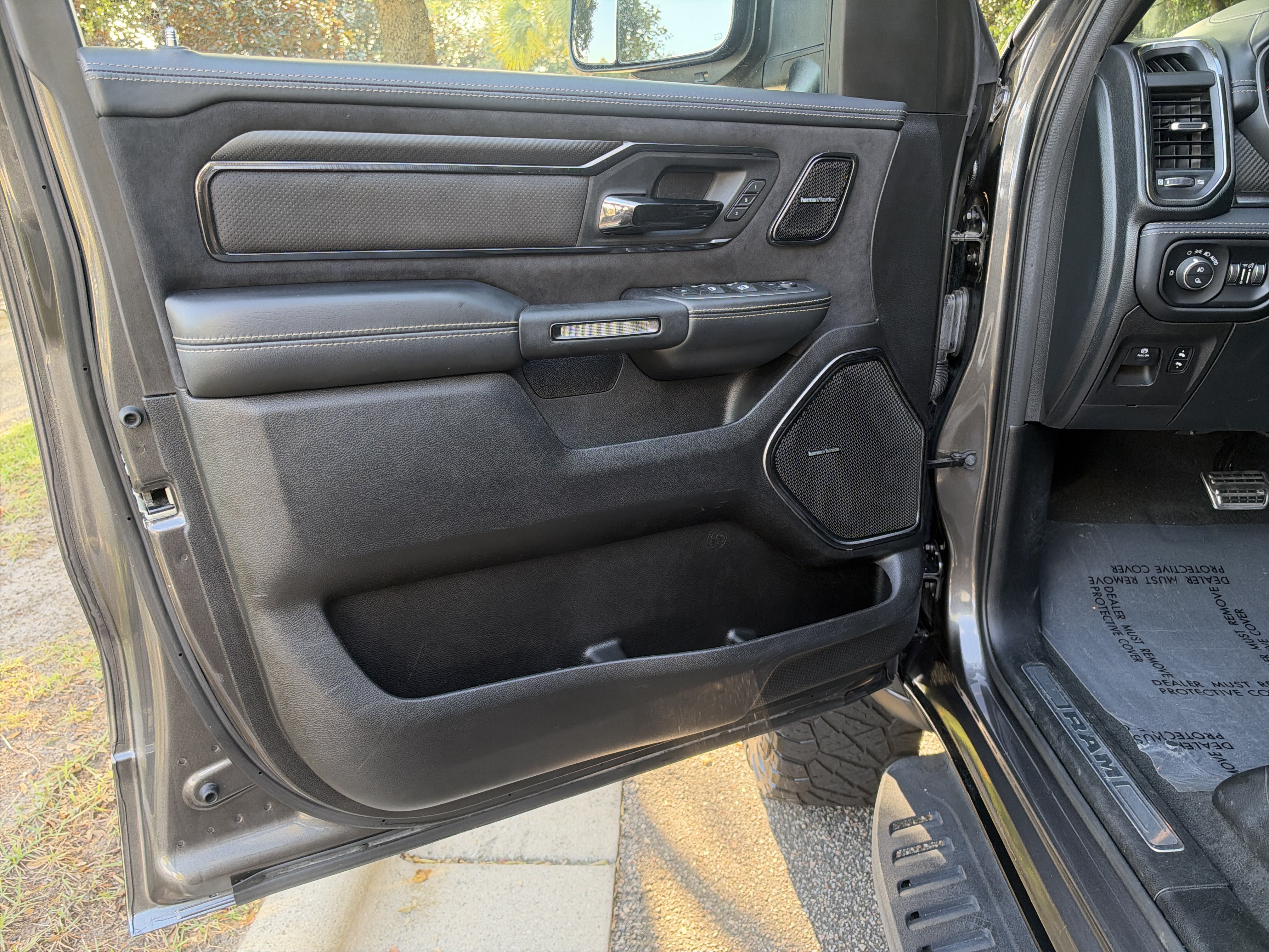 Used 2022 RAM 1500 TRX w/ TRX Level 2 Equipment Group AWD/4WD image 13