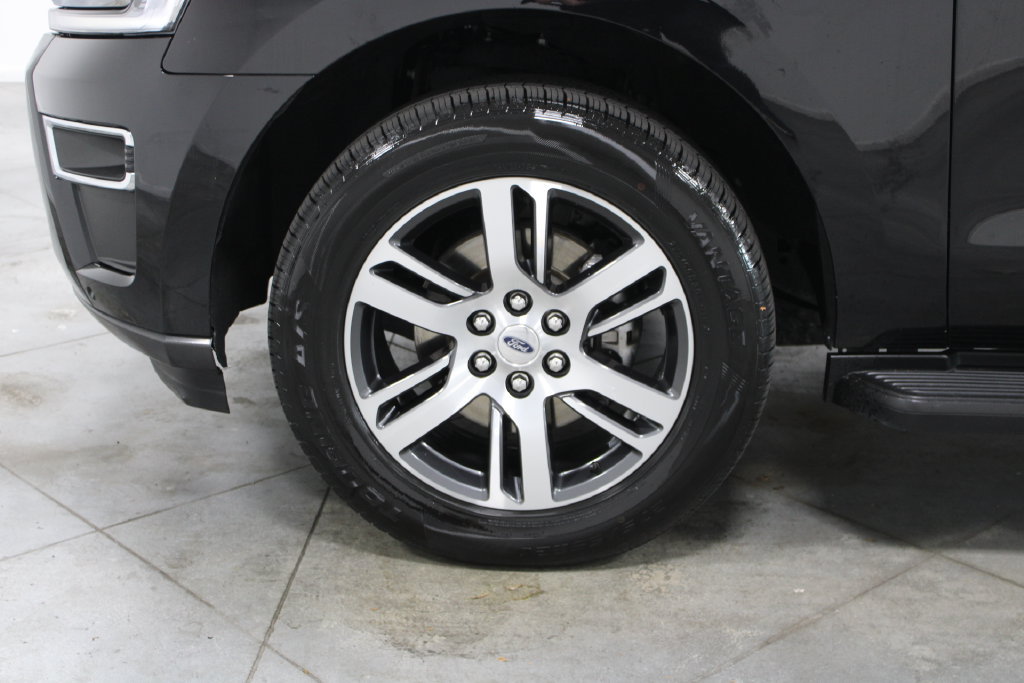 Used 2024 Ford Expedition Max Limited RWD image 21