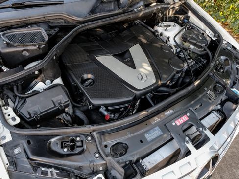 Used 2011 Mercedes-Benz ML 350 BlueTEC 4MATIC image 51