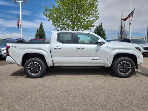 New 2026 Toyota Tacoma TRD Sport w/ TRD Sport Premium Package AWD/4WD image 2