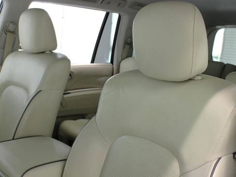 Used 2018 INFINITI QX80 2WD w/ Driver Assistance Package image 34