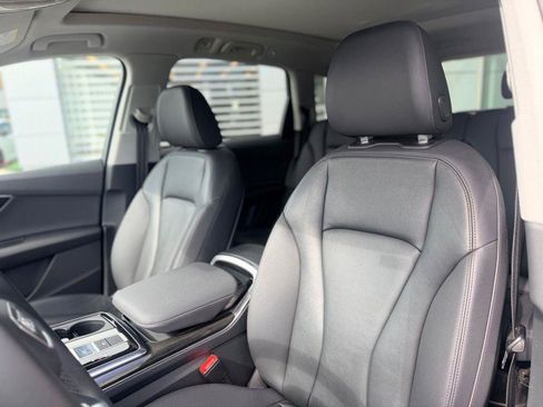 Certified 2023 Audi Q7 2.0T Premium w/ Convenience Package AWD/4WD image 11