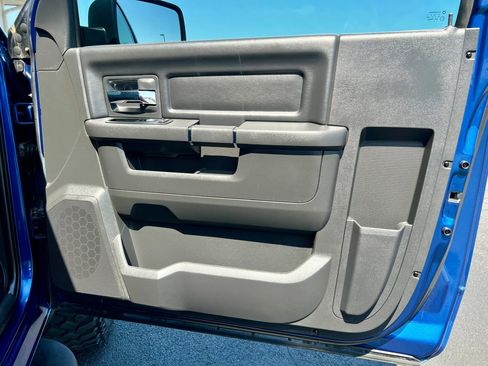 Used 2011 RAM 1500 Express image 27