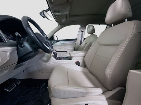 Used 2021 Volkswagen Atlas SE FWD image 22