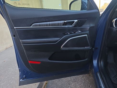 Used 2024 Kia Telluride SX Prestige image 21