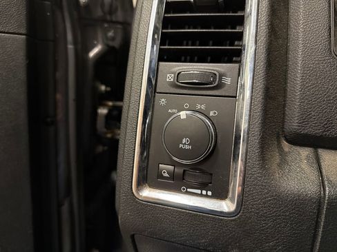 Used 2015 RAM 2500 Laramie w/ Protection Group image 14