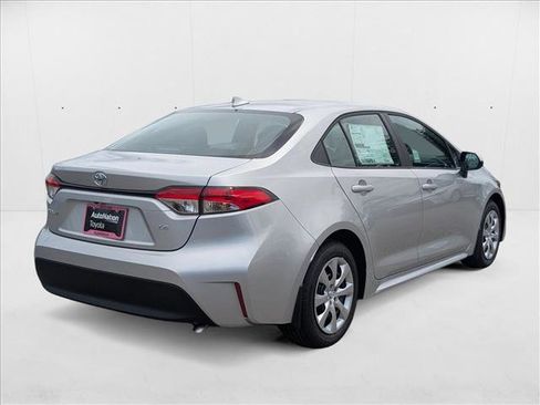 New 2025 Toyota Corolla LE image 2