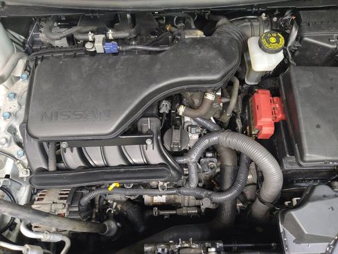 Used 2020 Nissan Rogue Sport S image 30