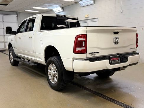 Used 2024 RAM 2500 Laramie AWD/4WD image 8