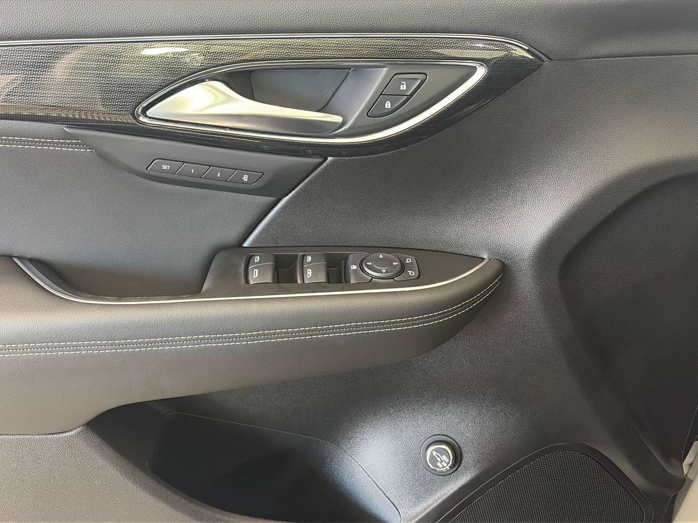 Used 2023 Buick Envision Essence w/ Sport Touring Package AWD/4WD image 13