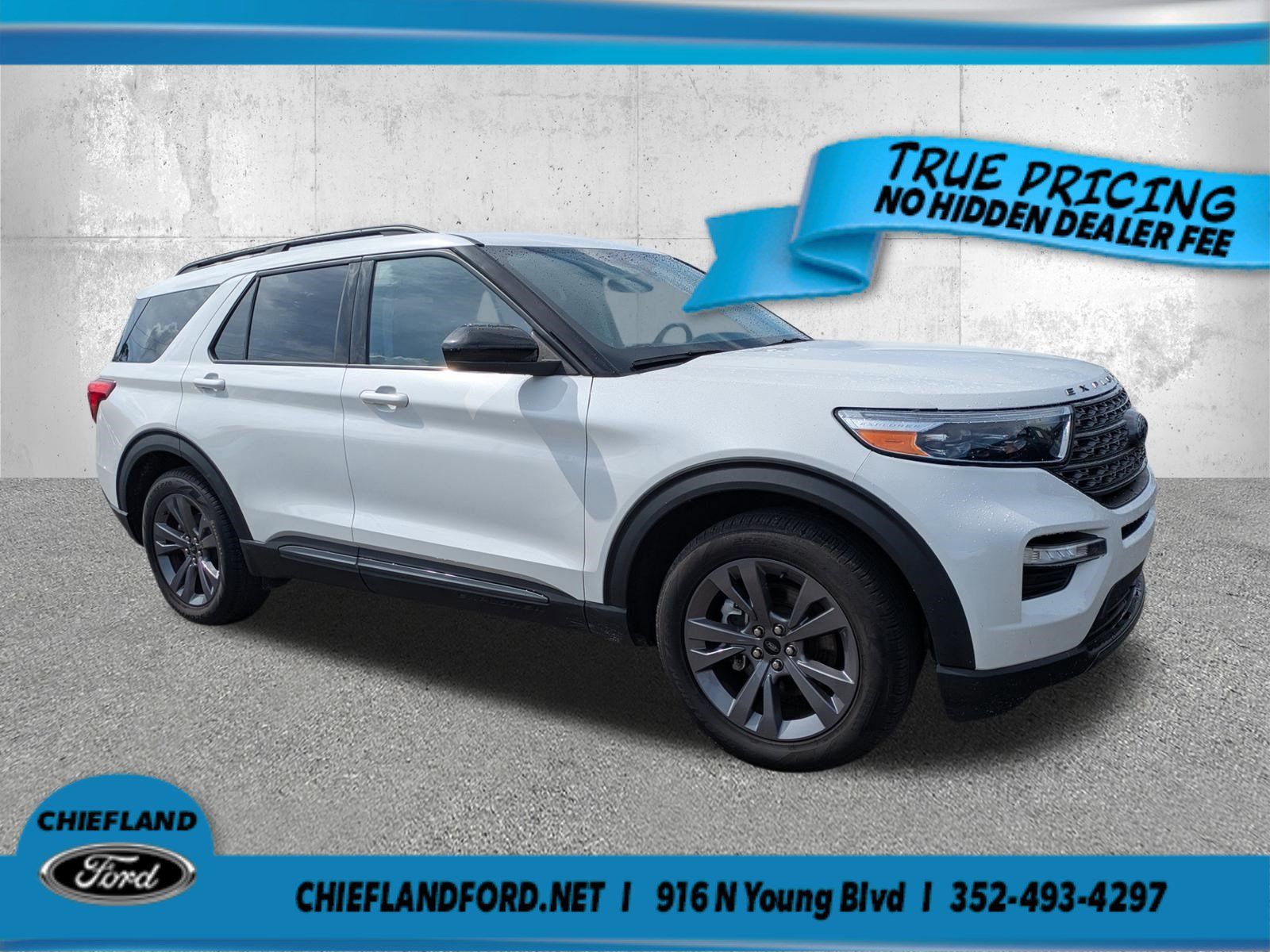 Used 2023 Ford Explorer XLT w/ Equipment Group 202A RWD image 1