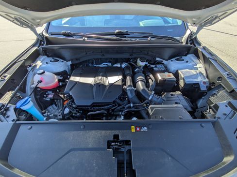 Used 2023 Kia Sorento SX image 31