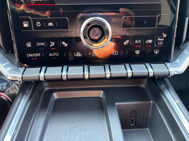 Used 2024 GMC Acadia Elevation w/ Trailering Package AWD/4WD image 17