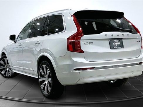 Certified 2023 Volvo XC90 B6 Ultimate w/ Lounge Package image 14
