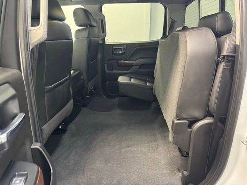 Used 2019 GMC Sierra 2500 SLT AWD/4WD image 32