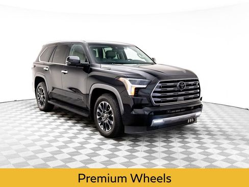 Used 2024 Toyota Sequoia Limited image 8