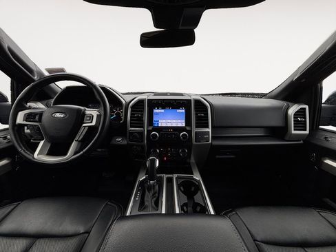 Used 2019 Ford F150 Lariat w/ Equipment Group 502A Luxury image 13