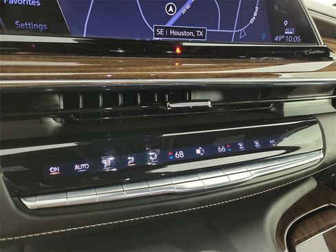 Used 2022 Cadillac Escalade ESV Sport Platinum w/ LPO, ONYX Package image 29