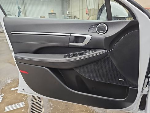 Used 2024 Hyundai Sonata Limited image 26