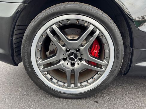 Used 2005 Mercedes-Benz SL 65 AMG image 40