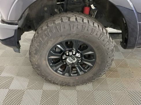 Used 2022 Ford F350 Platinum w/ Tremor Off-Road Package AWD/4WD image 33