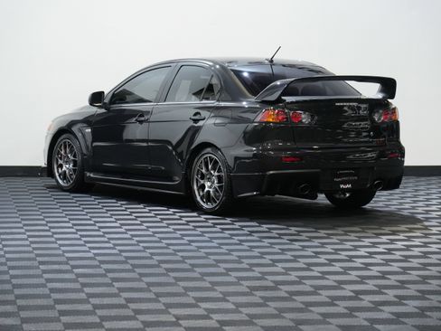 Used 2010 Mitsubishi Lancer Evolution MR image 8