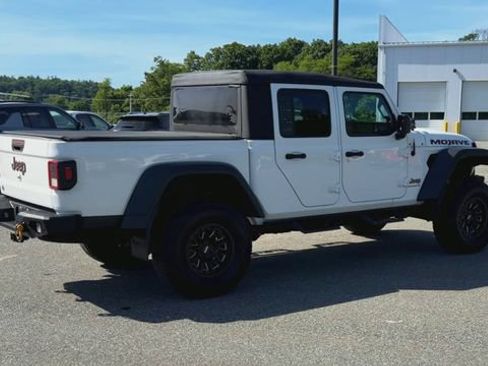 Used 2023 Jeep Gladiator Mojave w/ Cold Weather Group AWD/4WD image 5