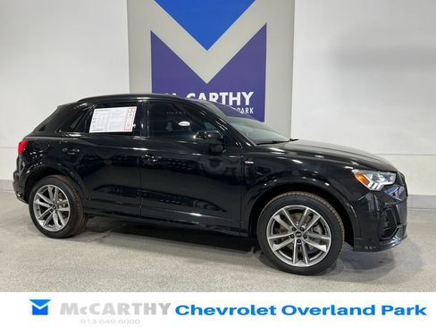 Used 2024 Audi Q3 2.0T Premium Plus w/ Premium Plus Package image 3