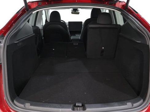 Used 2024 Tesla Model Y Long Range RWD image 34