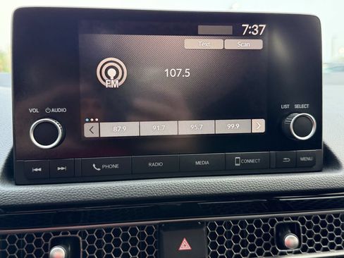 Used 2023 Honda Civic Sport image 23