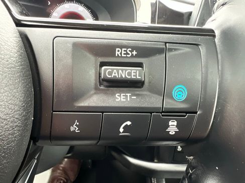 Used 2025 Nissan Pathfinder Platinum w/ Lighting Package (N92) image 48