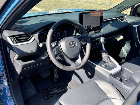 Certified 2025 Toyota RAV4 XSE image 18