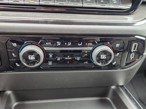 New 2026 Chevrolet Silverado 2500 ZR2 image 21