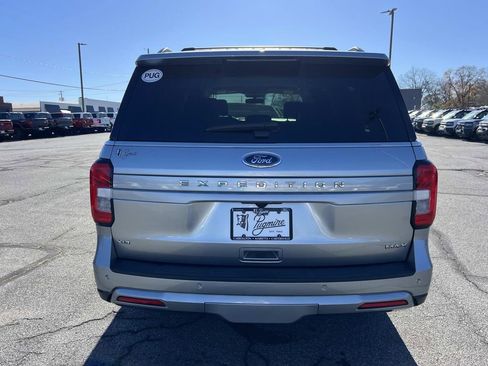 Used 2022 Ford Expedition Max XLT image 6