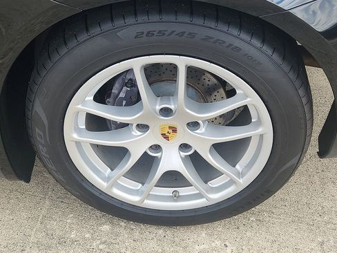 Certified 2018 Porsche 718 Cayman image 8