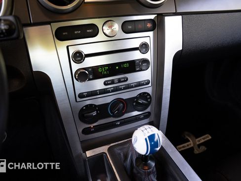 Used 2008 Ford Mustang Shelby GT500 RWD image 28