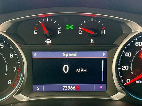 Used 2020 Chevrolet Traverse LT image 13