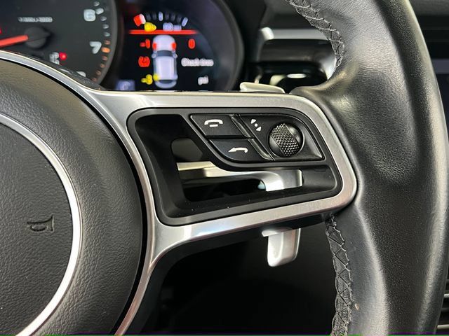 Used 2021 Porsche Macan AWD/4WD image 37