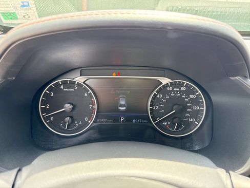 Used 2024 Nissan Altima 2.5 SR FWD image 15