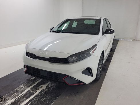 Used 2024 Kia Forte GT-Line w/ GT-Line Premium Package image 15