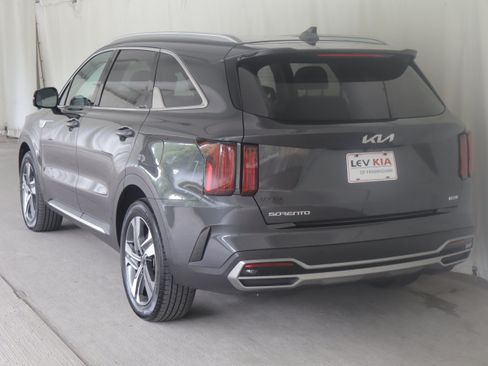 Used 2023 Kia Sorento SX Prestige w/ Panoramic Sunroof Package AWD/4WD image 26