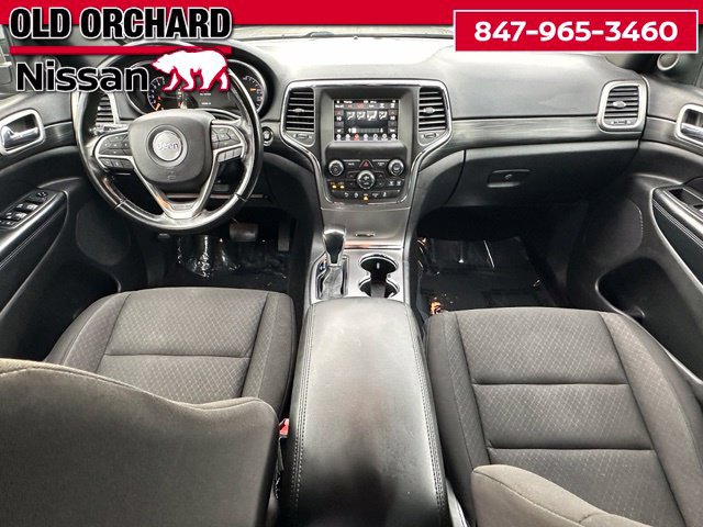 Used 2020 Jeep Grand Cherokee Laredo AWD/4WD image 15