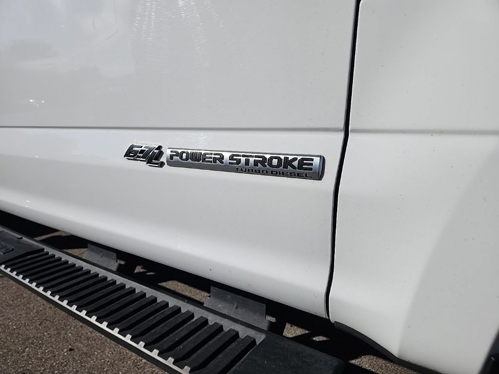 Used 2022 Ford F350 XLT AWD/4WD image 3