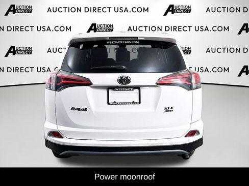 Used 2018 Toyota RAV4 XLE AWD/4WD image 6
